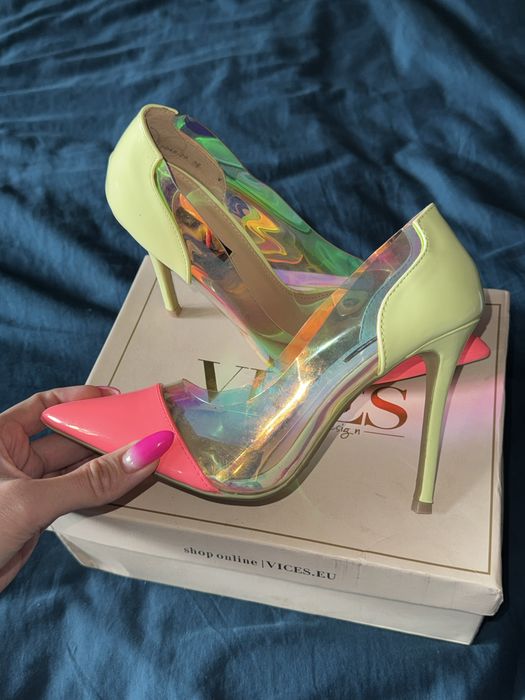 Неонові туфлі-лодочки 36-23 см