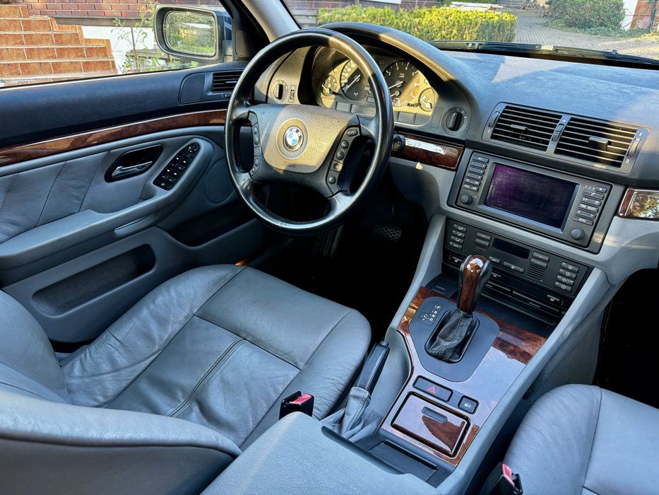 BMW e39 530i Sedan – Toledoblau Metallic – 2001 – 218 000 km