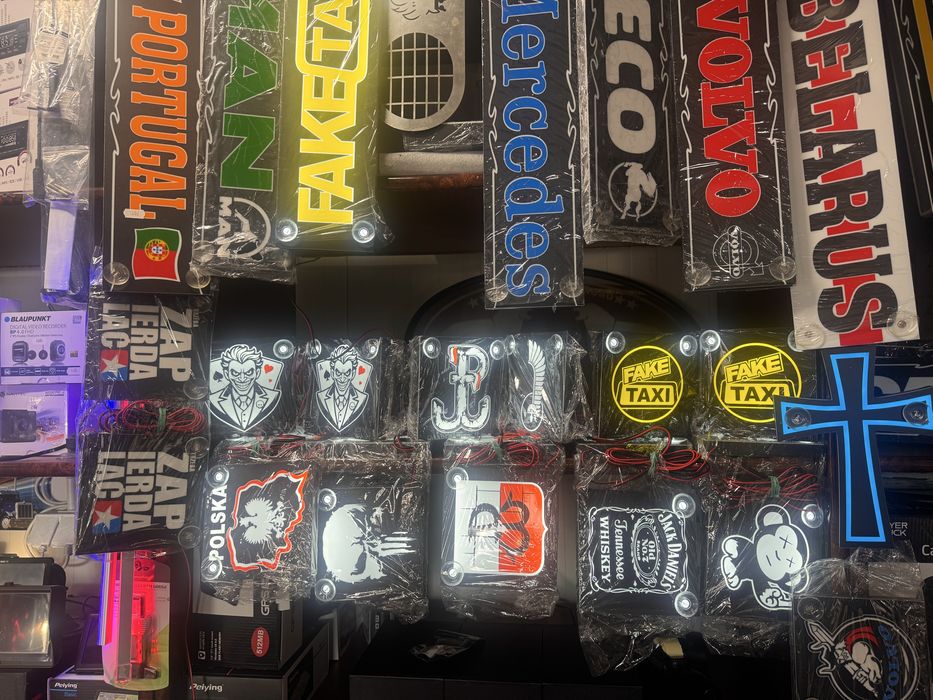 Tablica tabliczka led na szybę volvo man scania mercedes