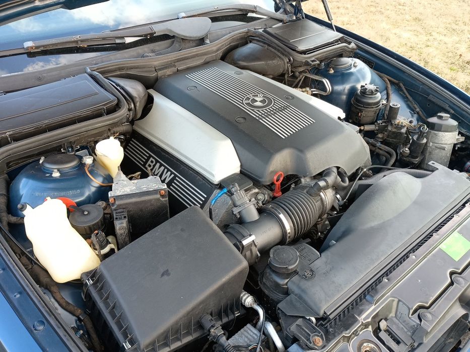 BMW E39 535i V8 Xenon tempomat sportsitze