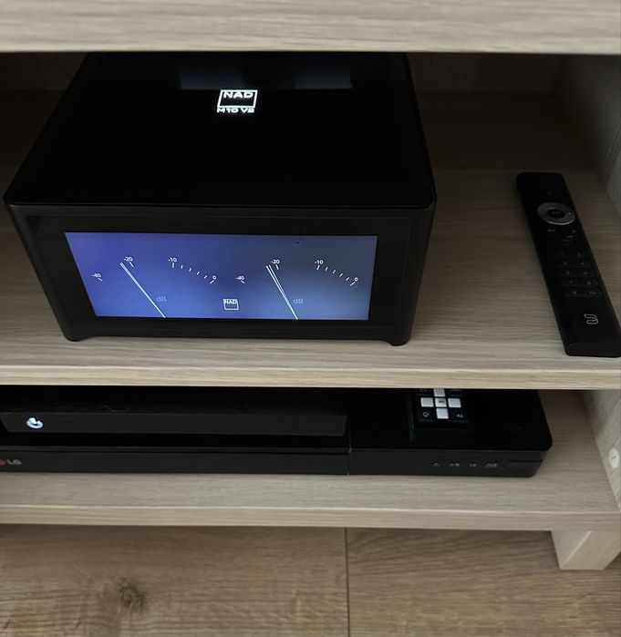 NAD M10 V2 wzmacniacz strumieniowy