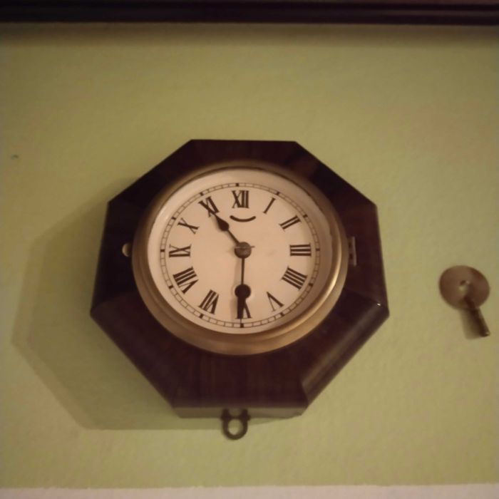 sprzedam zegar wiszacy