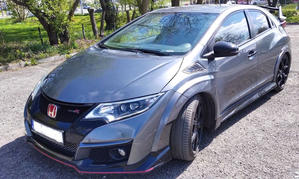 honda civic IX type r