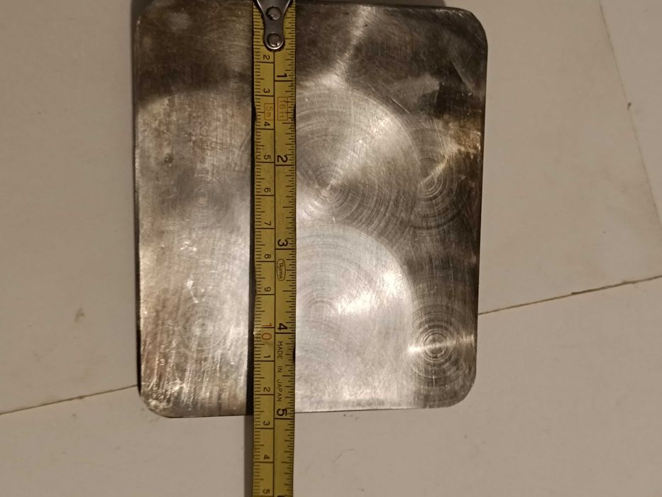 Ferro para torrar o leite creme