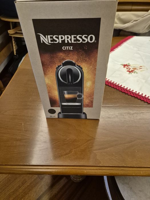 Máquina Nespresso Citiz Nova