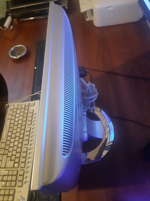 Monitor LG de 23 plgs