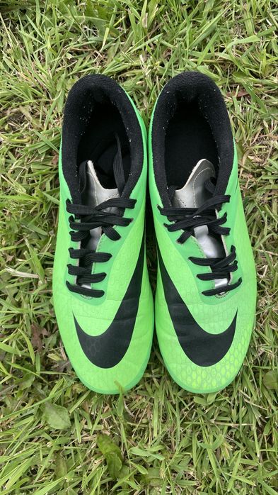 Бутсы найк.