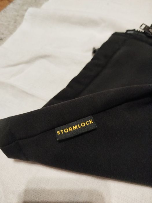 Jack wolfskin stormlock оригинал в хорошем состоянии ветровка размер с
