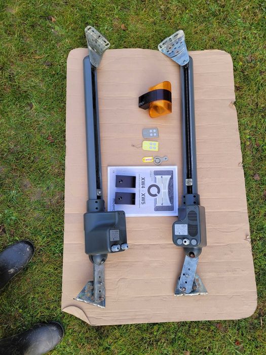 napęd do bramy skrzydłowej