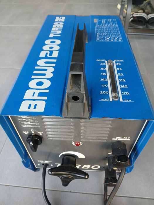 Spawarka transformatorowa elektrodowa BROWN 200 TURBO BS
