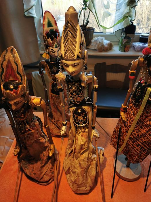 Stare indyjskie lalki teatralne