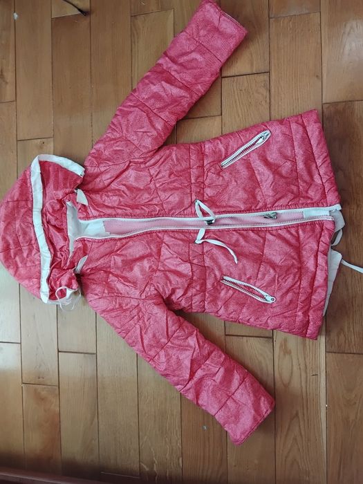 Куртки та желетки на  5, 6, 7, 8 р.