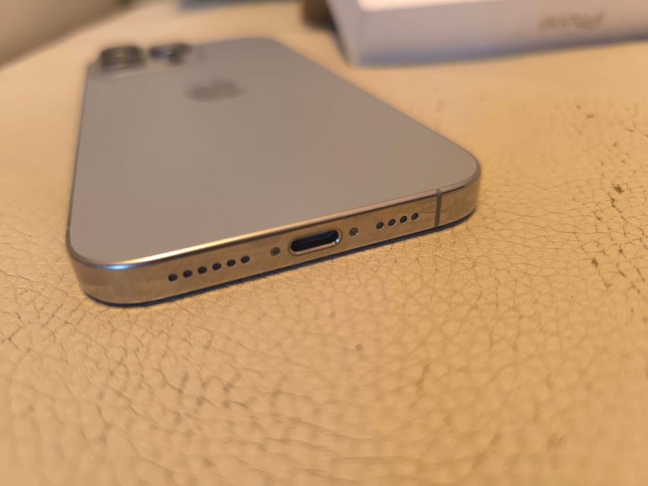 Apple iPhone 16 Pro Max - 256GB