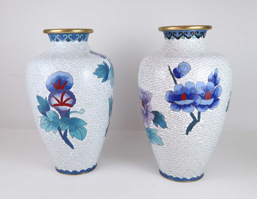 2 Jarras Cloisonné com 22 cm altura