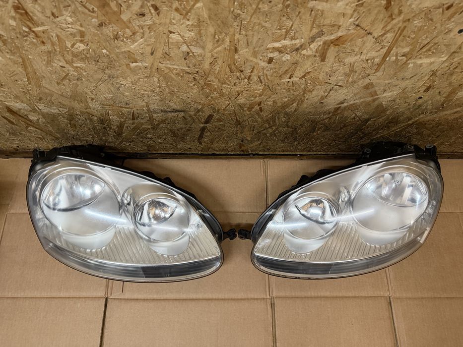 Передні фари Hella Volkswagen Golf 5 Jetta 03-09 ціна за штуку