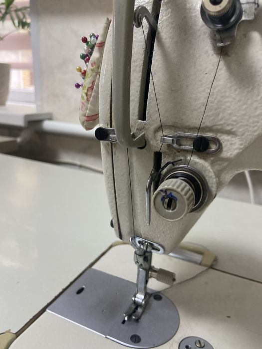 Швейная машинка средне тяжелого класса бесшумная производственная