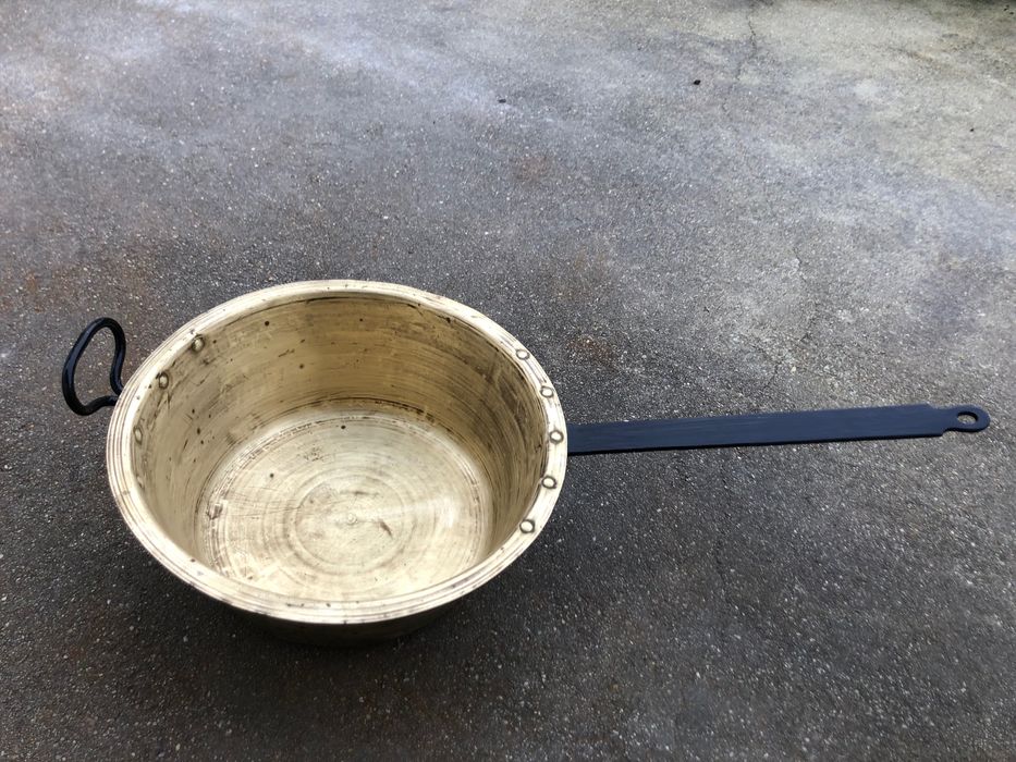 Tacho em bronze antigo