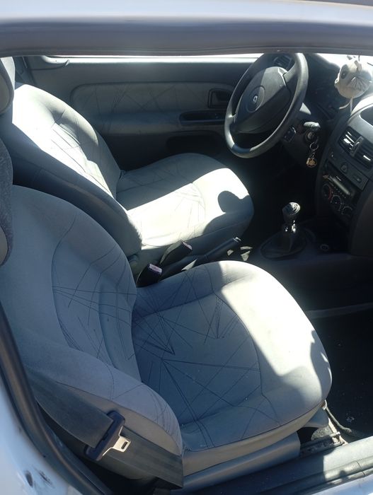 Renault Clio do 2002