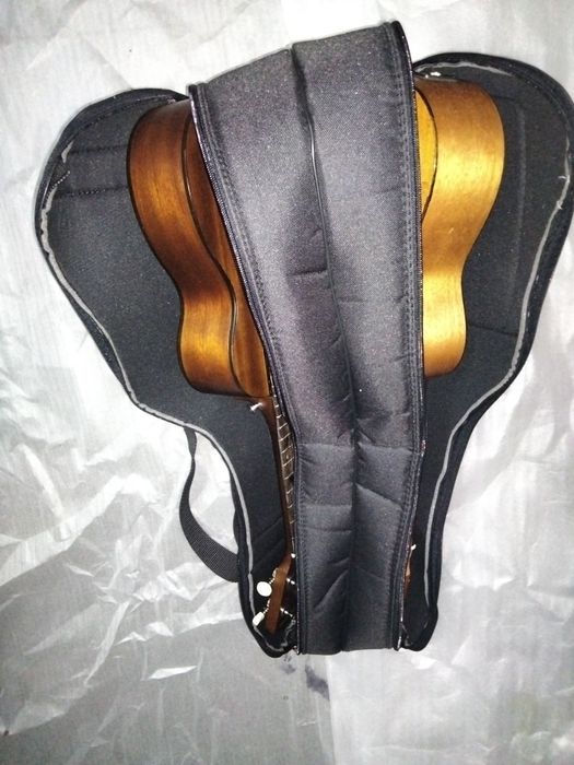 Saco duplo de cavaquinho brasileiro ou uk. concerto novo