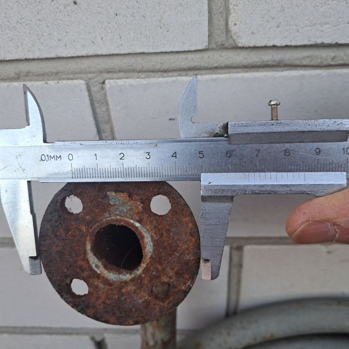 Трубка-охолоджувач компресора.