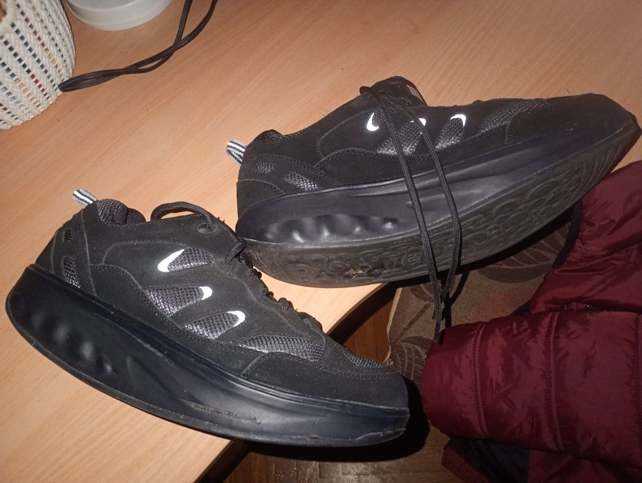 Спортивні туфлі 44 тий