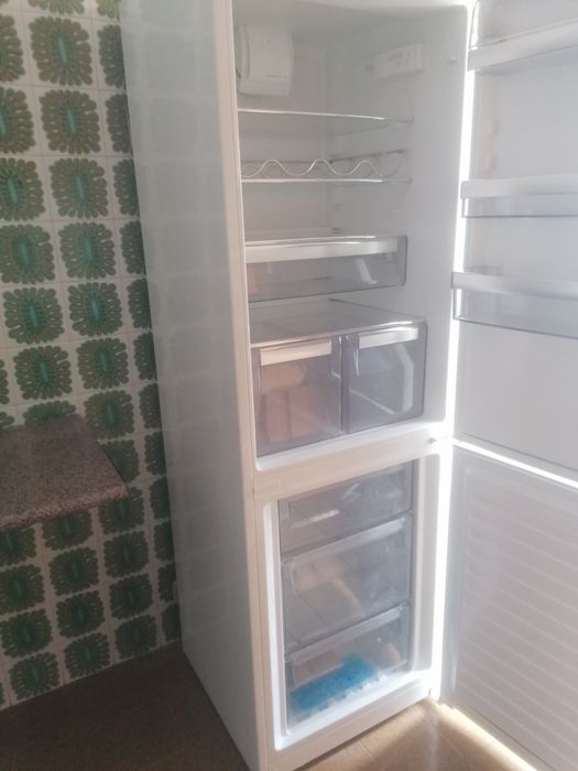Vendo frigorífico AEG
