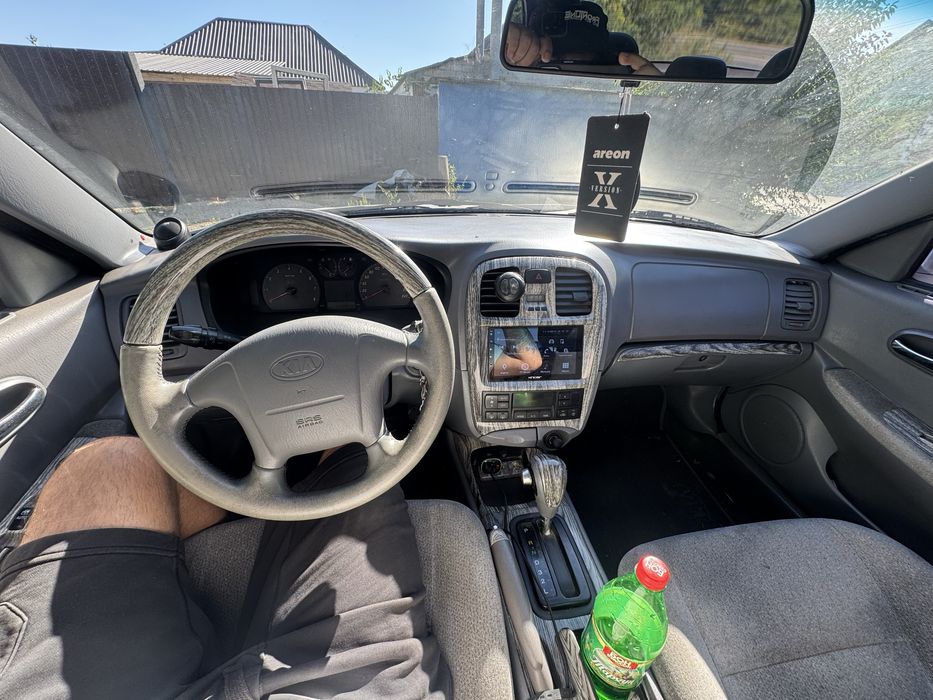 Kia Magentis 2002