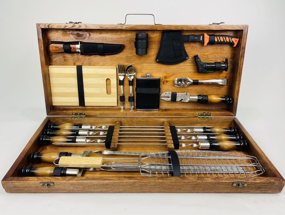 Подарочный набор шампуров в деревянном ящике 111 макс