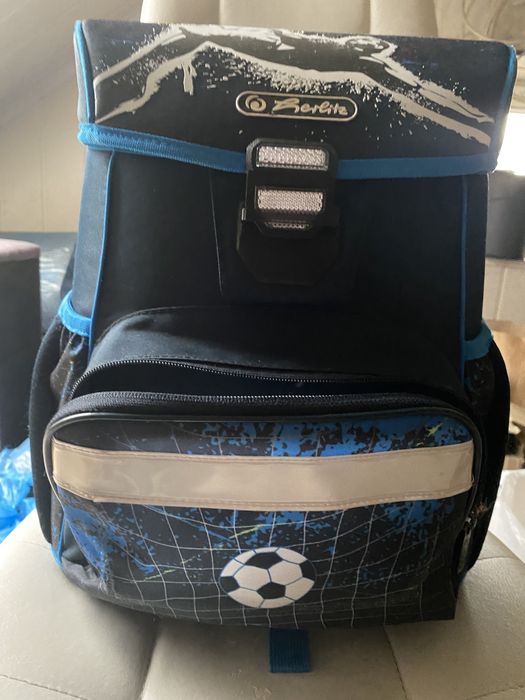 Tornister Herliz granatowy jak nowy