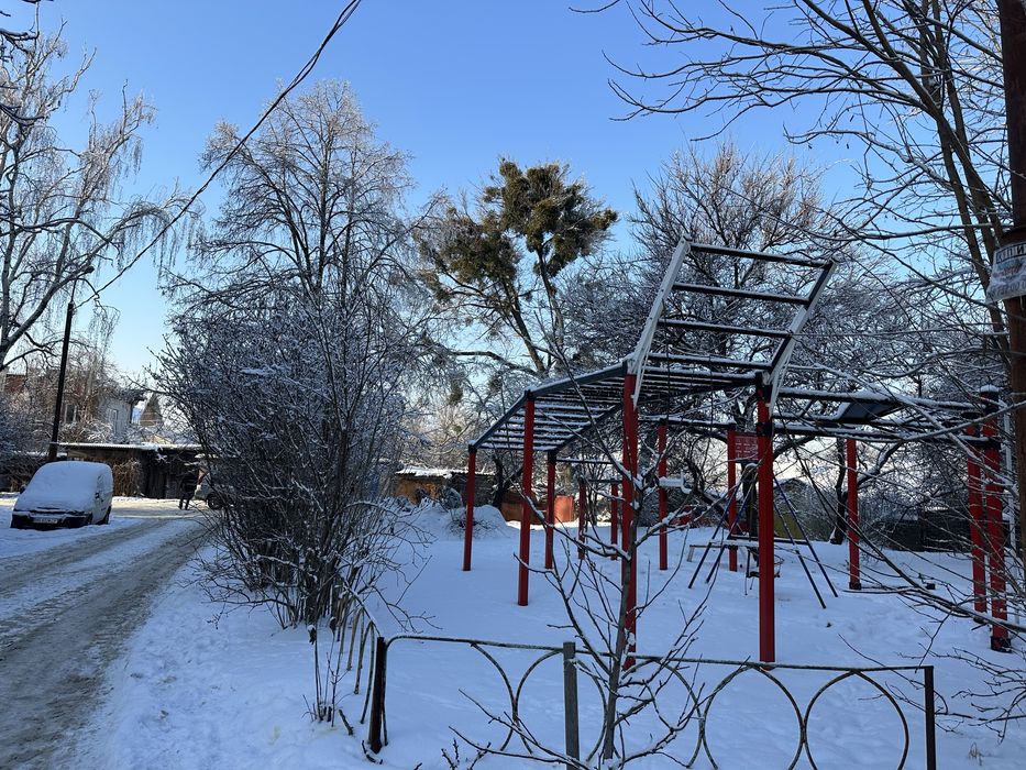 Продам 2-х кімнатну квартиру .Завжди опалення і гаряча вода..