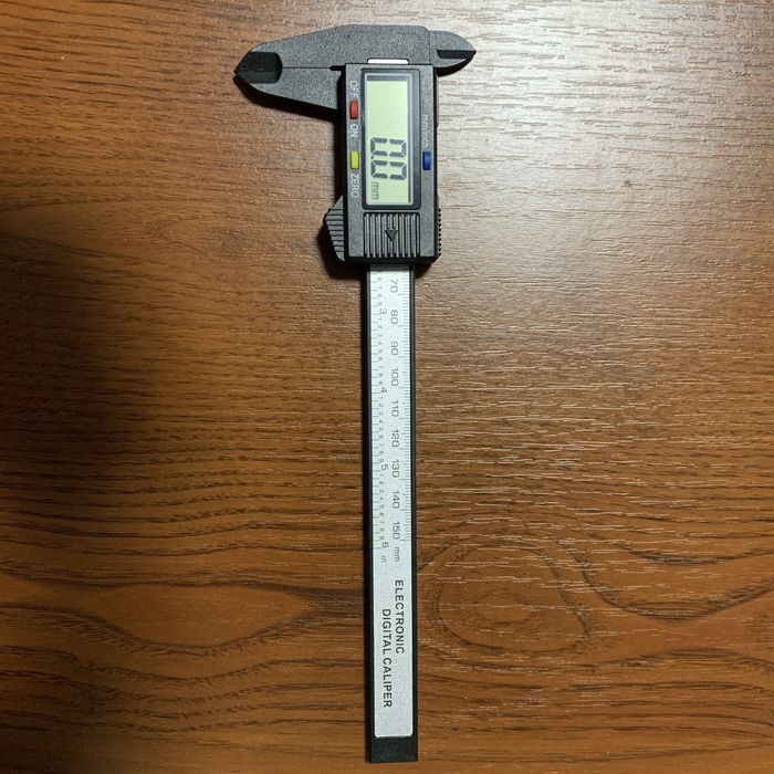 Штангенциркуль 15см