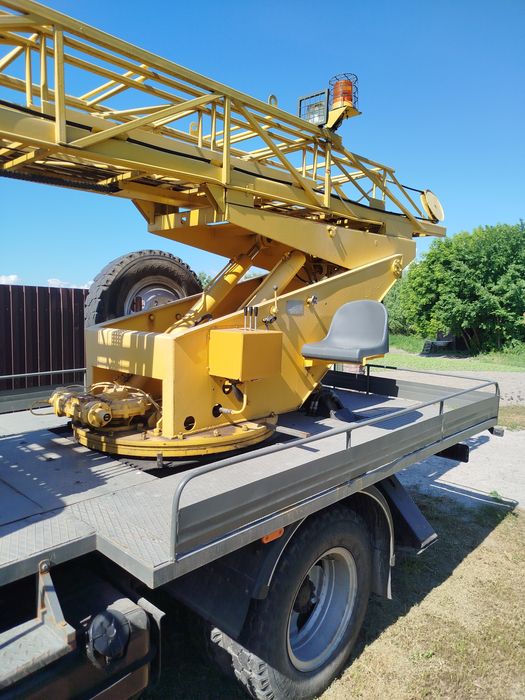 Продам автовишку ГАЗ дизель