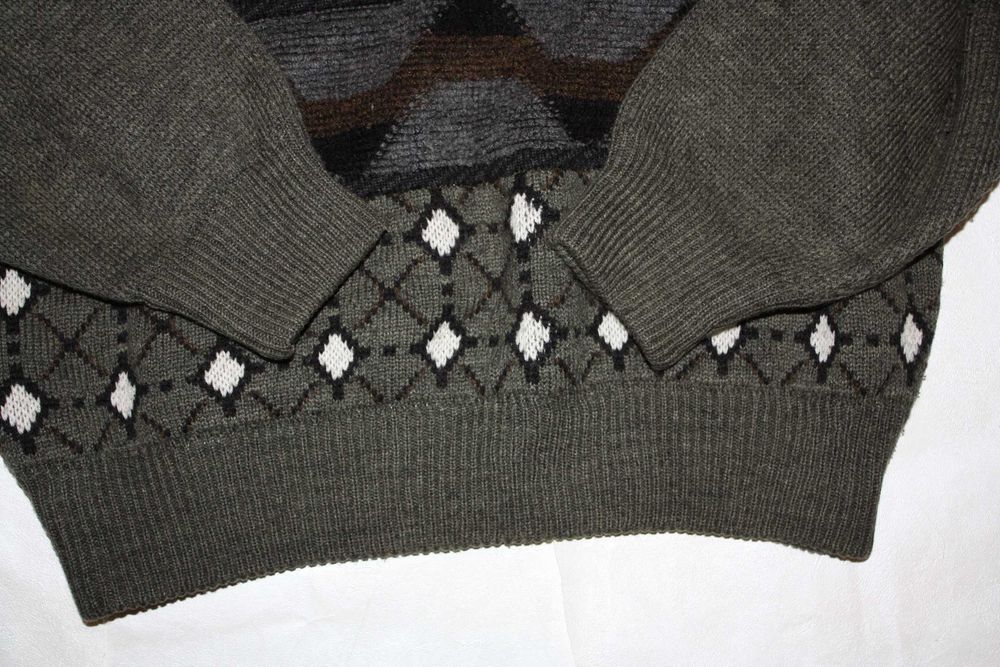 Шикарный винтажный мужской свитер шерсть р-50/52 идеальное состояние