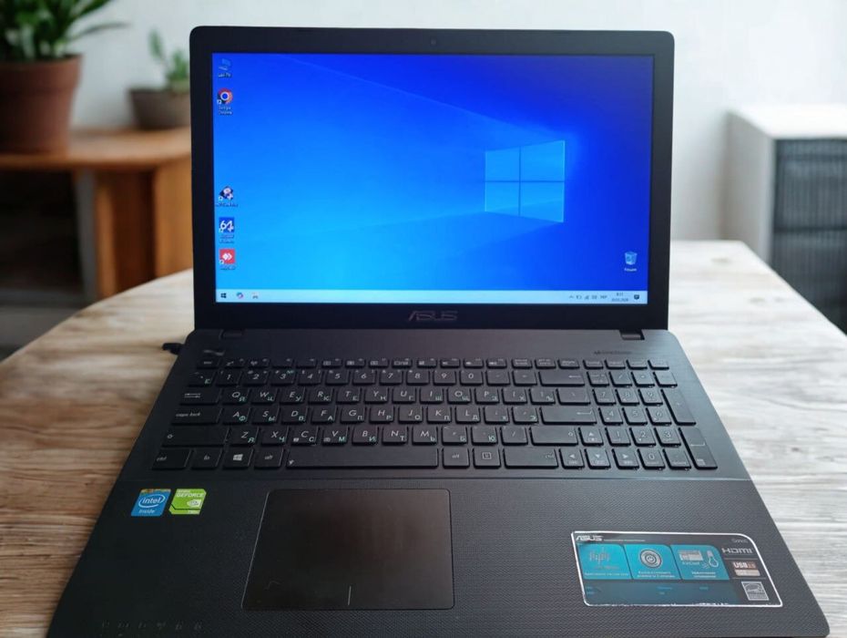 Ноутбук Asus X552C