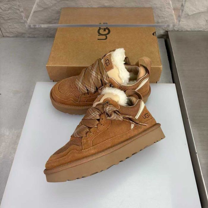 UGG Lowmel Sand r.38