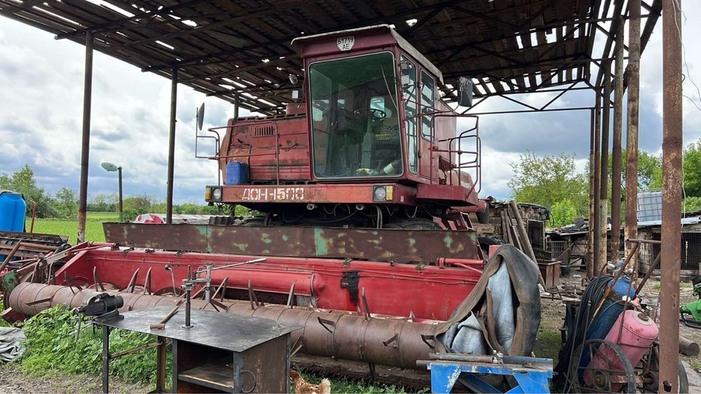 Дон 1500 А кмбайн .