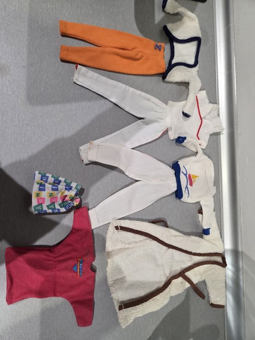 Ubranka vintage dla lalek typu Barbie