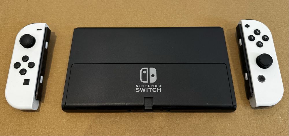 Nintendo Switch OLED Desbloqueada