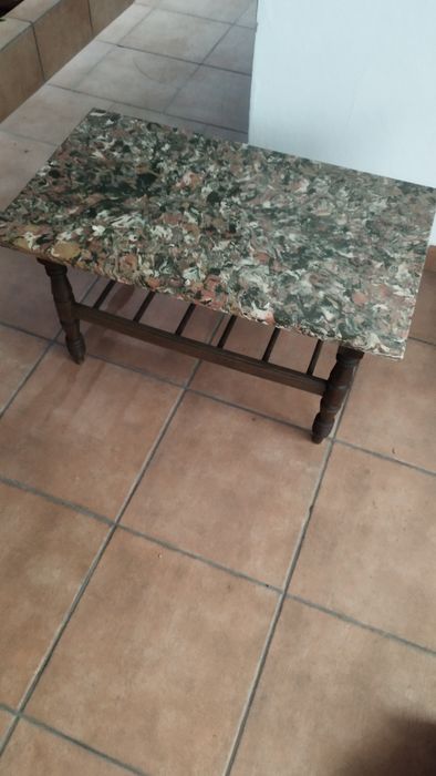 Mesa de centro com arrumação