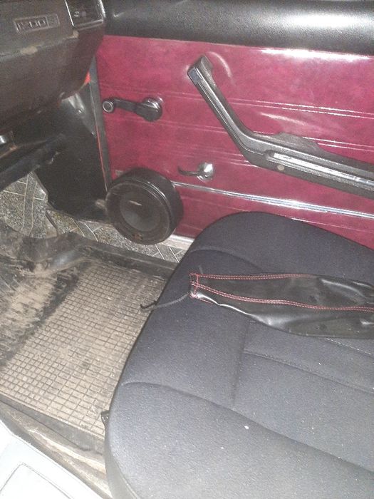 Ваз 2105, 1.3 сел-поехал. Газ, бензин, связь с хозяином.