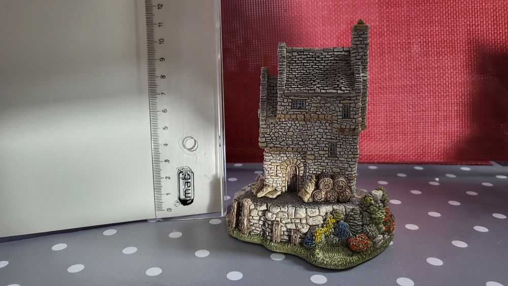 Lilliput Lane- Tudor Merchant
