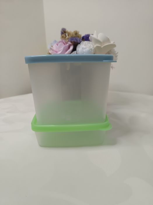 2 Refrigeradoras quadradas da Tupperware 800ml + 250ml