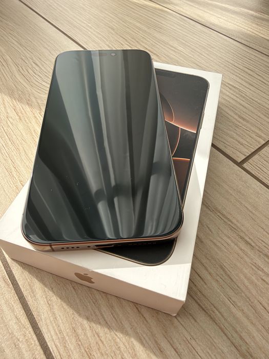 Продам iPhone 16 Pro Max 256 Neverlock Desert Titanium