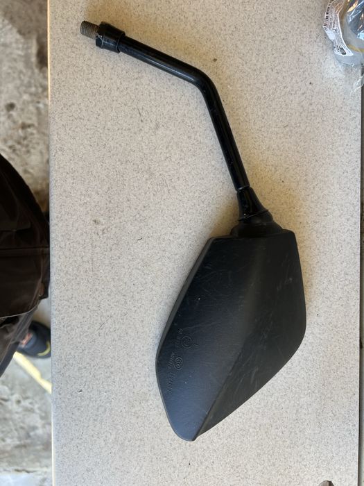 Дзеркало праве для мотоцикла, скутера 1 шт