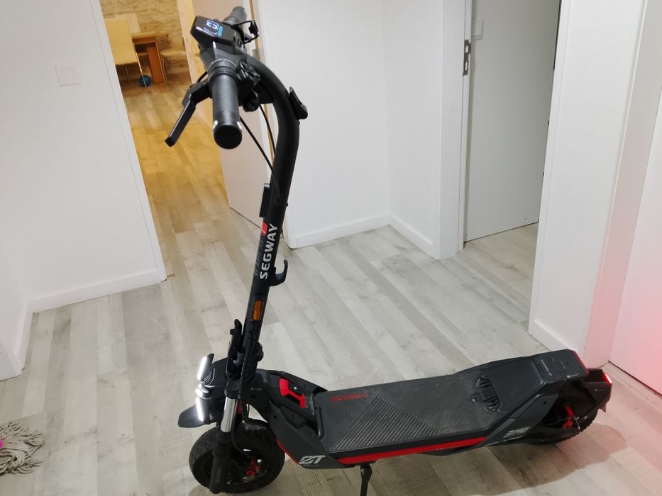 Trotinete Elétrica Segway Zt3 Pro