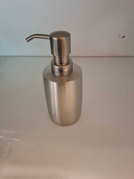 Various Kitchen Items424345058632028163