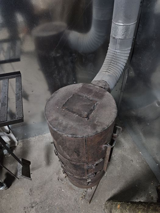 Піч буржуйка з балону