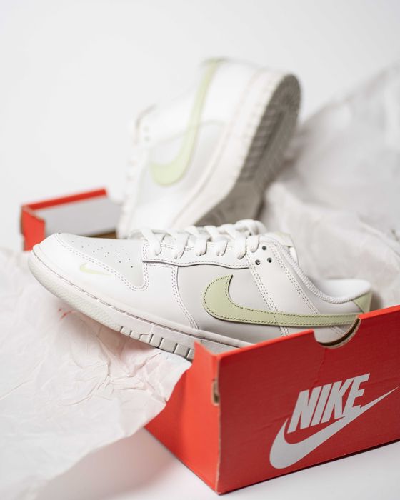 Жіночі кросівки Nike Dunk Low IB3484-001 Light Bone/Light Army кремові