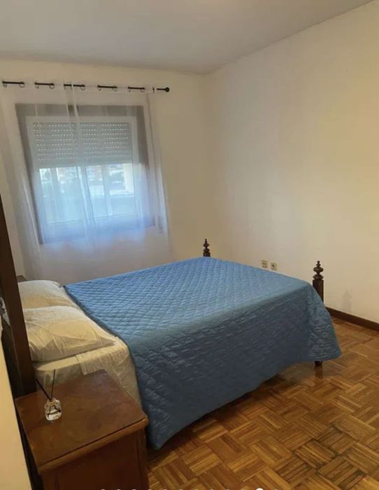 Aluga-se quarto mobilado e equipado — águas santas, maia