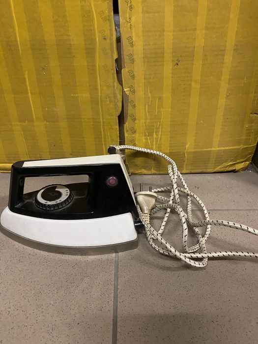 Утюг бытовой б/у Philips, Skarlett,
